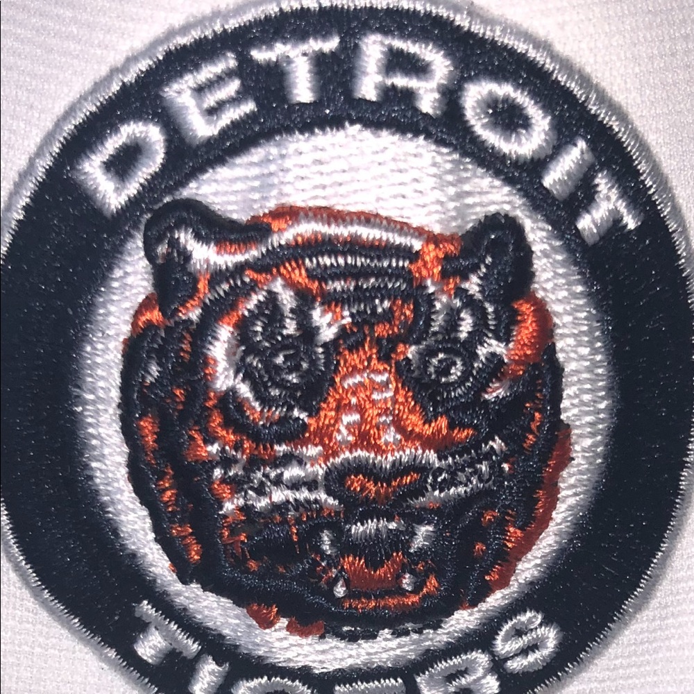 Detroit Tigers stretch fit hat NWT